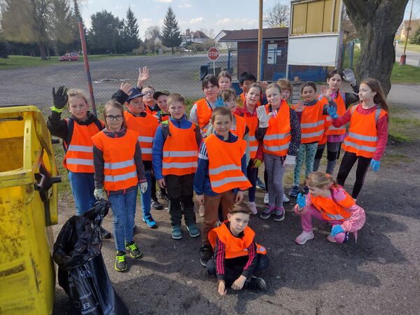 Den Země - Ukliďme Česko